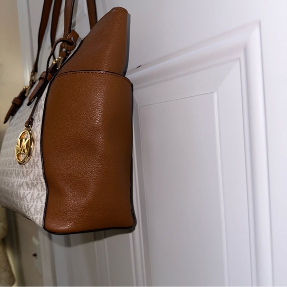 Michael Kors tote bag - Picture 7 of 8